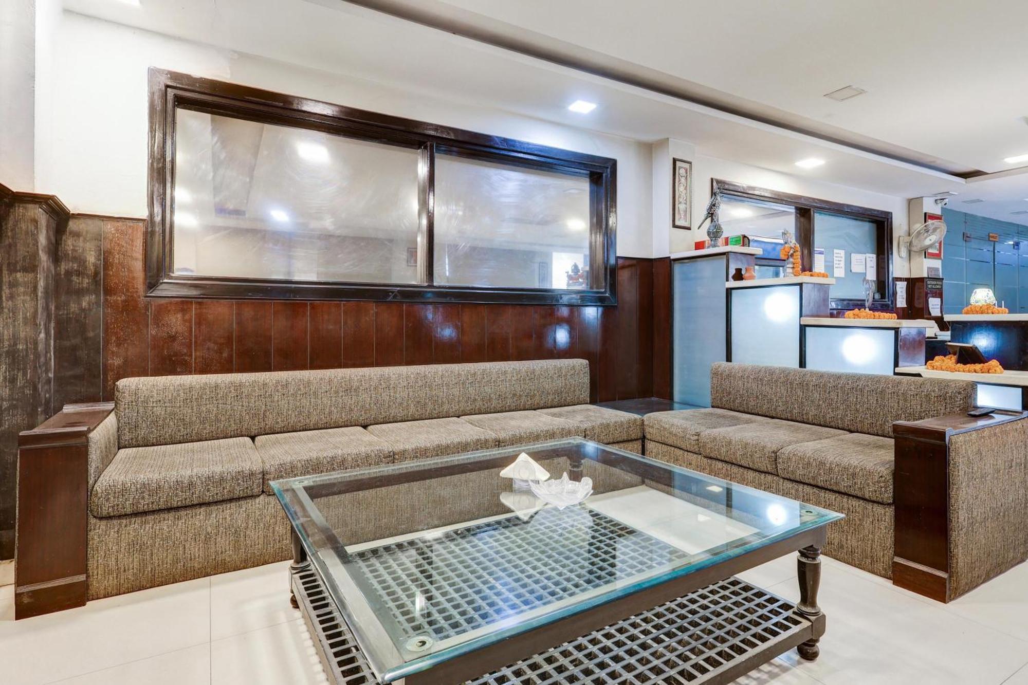 Hotel Super Townhouse Sector 38 Gurgaon Near Medanta Extérieur photo
