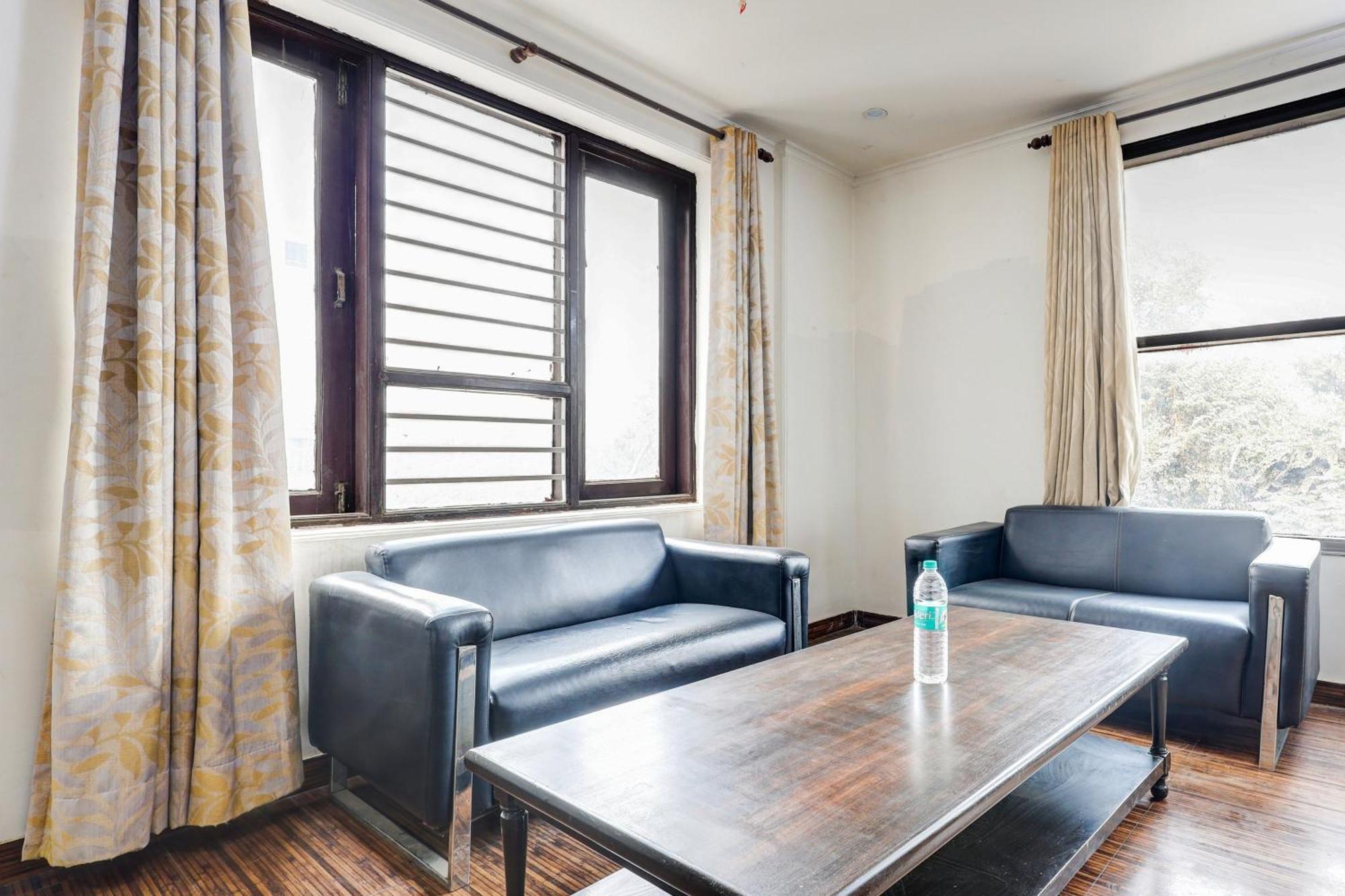 Hotel Super Townhouse Sector 38 Gurgaon Near Medanta Extérieur photo