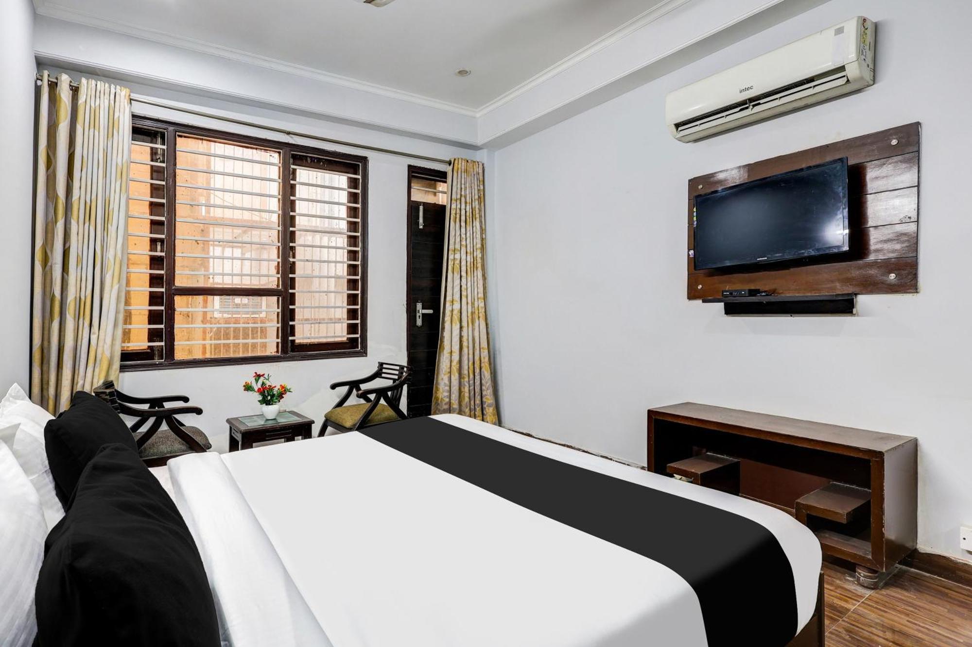 Hotel Super Townhouse Sector 38 Gurgaon Near Medanta Extérieur photo